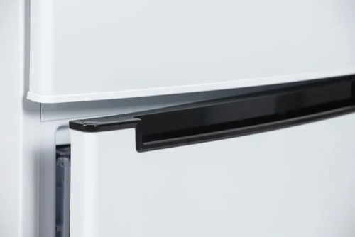 Холодильник БИРЮСА 551 белый с нижней камерой фото 2